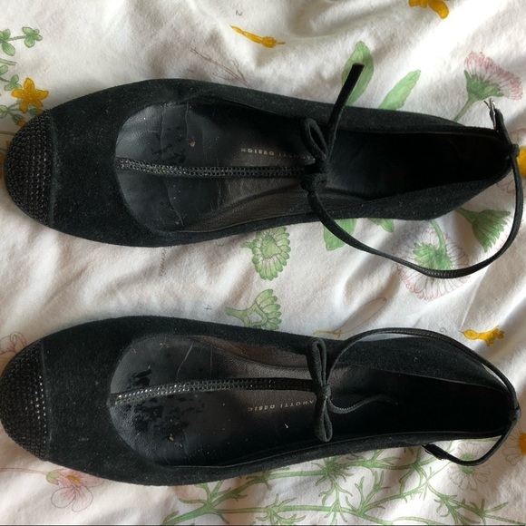 Giuseppe Zanotti T- Strap Crystal Flats, Black - Picture 6 of 7